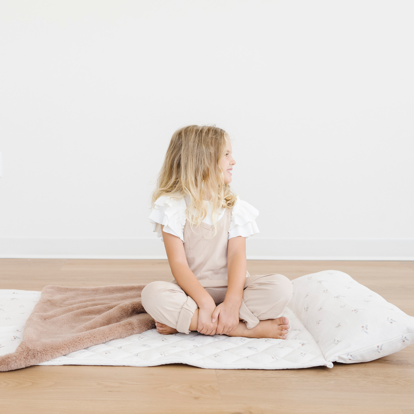 MINKY/FAUX FUR NAP MAT