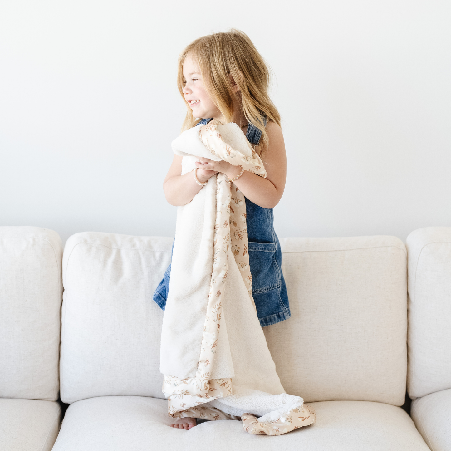 SATIN BORDER RECEIVING BLANKETS
